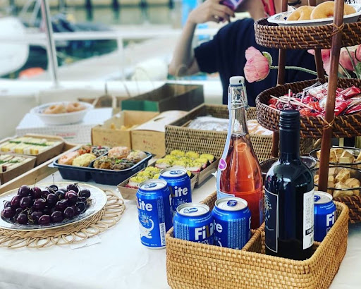 부산요트투어 해운대와 광안리에서 즐기는 요트홀릭의 특별한 서비스
