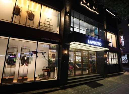 대전 맞춤정장 라비아또, 브랜드의 자체 개발된 체킹복